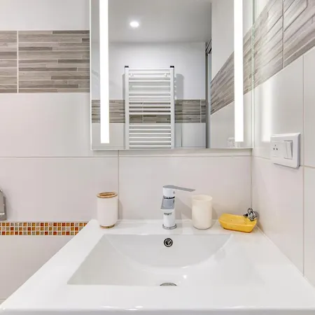 Le Clos Rilda En Bounet Bed & Breakfast